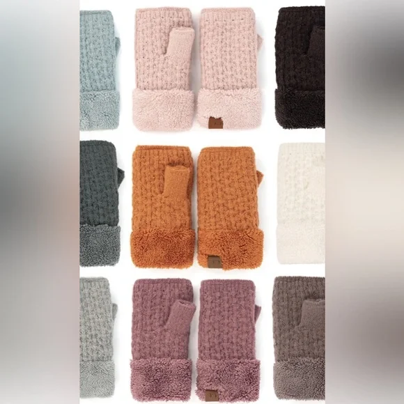 Soft winter Mist Knit Fingerless-Gloves - Picture 2 of 2